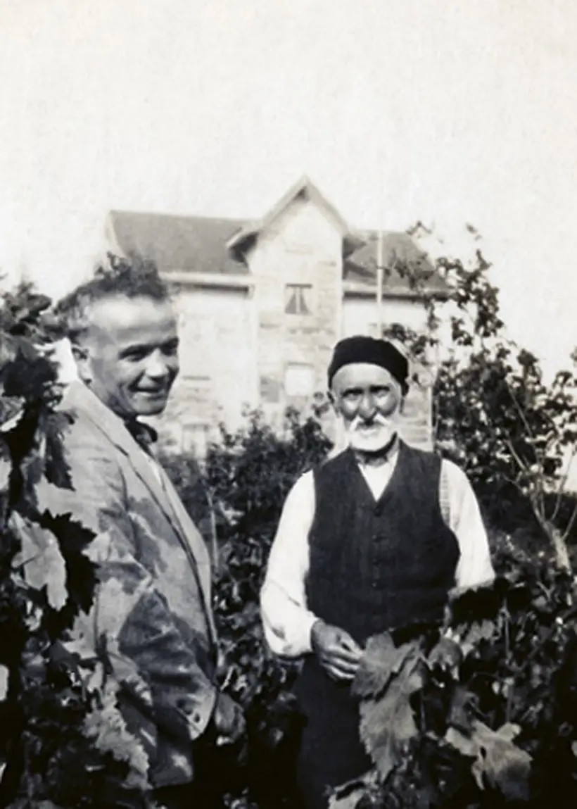 Mimar Zühtü Başar ve Mehmet Efendi